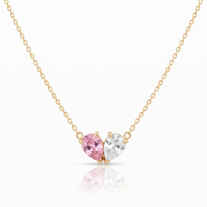 Collar Elora en oro con dos piedras de nacimiento que forman un corazón