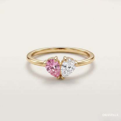 Anillo Elora en oro de 18k con dos piedras de nacimiento en forma de gota
