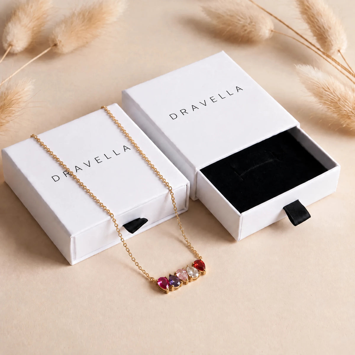 Collar Raíces con sus estuches Dravella
